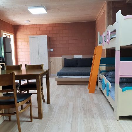 Rainbow Hwangto Pension Πιόνγκτσανγκ Εξωτερικό φωτογραφία